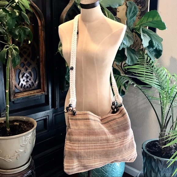 Hand crafted macrame tapestry crossbody bag - Picture 2 of 7